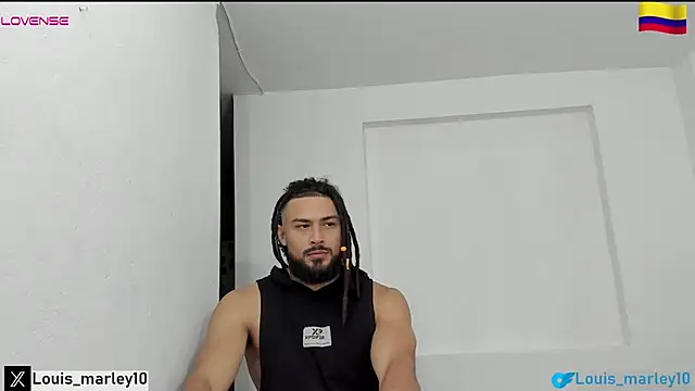 Snapshot of Louis_marley__ chatting on April 1, 2026, 11:12 pm Louis marley online show from April 1, 2026, 11:12 pm