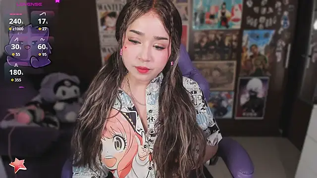 Snapshot of emi_cute chatting on September 30, 2025, 5:57 am emi cute online show from September 30, 2025, 5:57 am