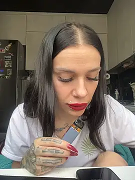 Snapshot of Queen_of_pain chatting on March 16, 2026, 6:28 am Queen of pain online show from March 16, 2026, 6:28 am