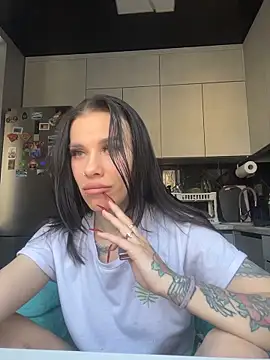 Snapshot of Queen_of_pain chatting on March 15, 2026, 6:42 am Queen of pain online show from March 15, 2026, 6:42 am