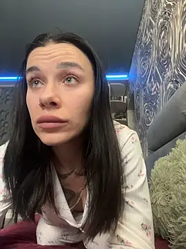 Snapshot of Queen_of_pain chatting on March 3, 2026, 8:10 am Queen of pain online show from March 3, 2026, 8:10 am