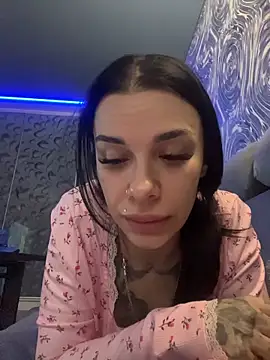 Queen of pain online show from January 9, 2026, 8:21 am