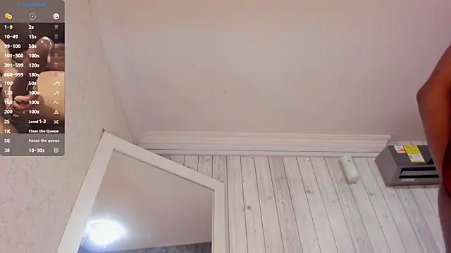 DominicSccott online show from November 6, 2025, 1:04 pm