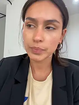 AnaRoxane  online show from December 6, 2024, 9:18 pm