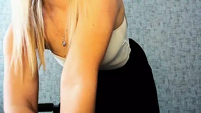 iam Venus online show from March 30, 2026, 11:11 am