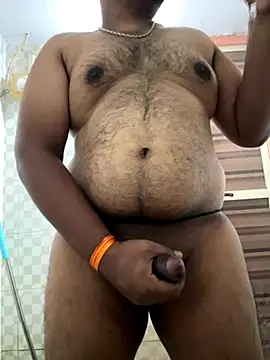 Snapshot of Honeydick7 chatting on November 7, 2025, 5:34 am Honeydick7 online show from November 7, 2025, 5:34 am