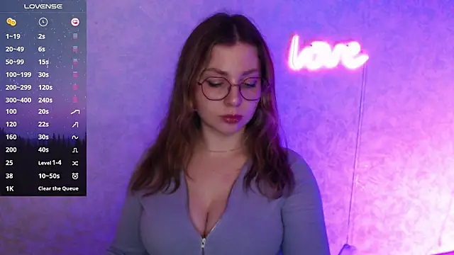 Leah Reed online show from March 16, 2025, 9:26 pm