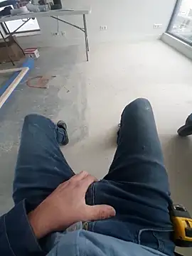 Snapshot of jk1981jk chatting on December 2, 2025, 8:27 am jk1981jk online show from December 2, 2025, 8:27 am