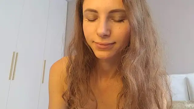 Snapshot of you_desire chatting on May 13, 2026, 11:17 am you desire online show from May 13, 2026, 11:17 am