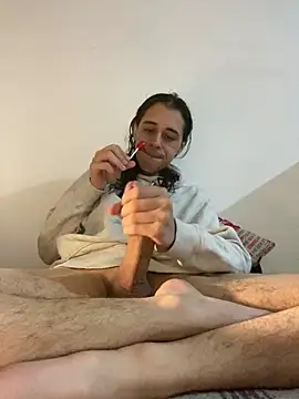 dussan online show from March 12, 2025, 4:41 am