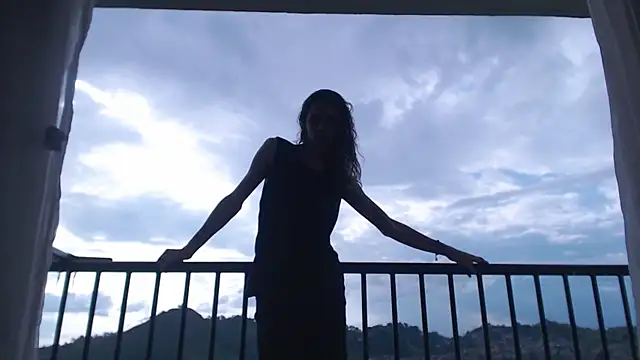 dussan online show from February 20, 2025, 9:20 pm