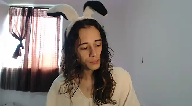 dussan online show from February 22, 2025, 4:40 pm