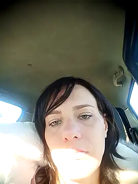 Snapshot of Emyly83 chatting on October 7, 2025, 7:20 am Emyly83 online show from October 7, 2025, 7:20 am