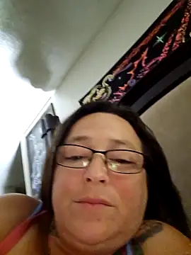 angelbaby1998 online show from May 12, 2026, 3:51 pm