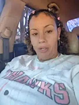 Snapshot of assonphatphat chatting on January 13, 2026, 9:41 pm assonphatphat online show from January 13, 2026, 9:41 pm