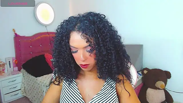 Tanedra collings online show from May 9, 2026, 2:15 am