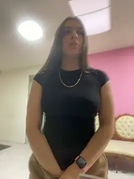 Nicollemays online show from March 6, 2025, 12:09 pm