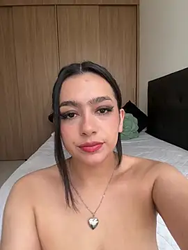 Snapshot of Nicollemays chatting on June 27, 2026, 7:09 pm Nicollemays online show from June 27, 2026, 7:09 pm