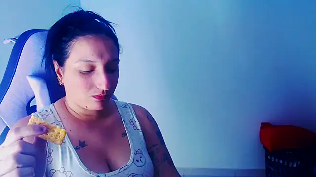 Snapshot of liz_dirty chatting on March 14, 2026, 10:27 pm liz dirty online show from March 14, 2026, 10:27 pm