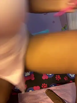 Snapshot of Aleja_DANS chatting on April 9, 2026, 2:45 pm Aleja DANS online show from April 9, 2026, 2:45 pm