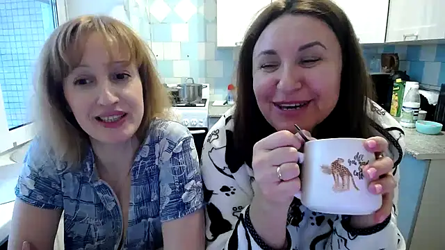 Snapshot of DonnaMagdalena chatting on January 14, 2025, 7:27 am DonnaMagdalena online show from January 14, 2025, 7:27 am