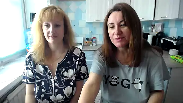 Snapshot of DonnaMagdalena chatting on October 1, 2025, 7:13 am DonnaMagdalena online show from October 1, 2025, 7:13 am