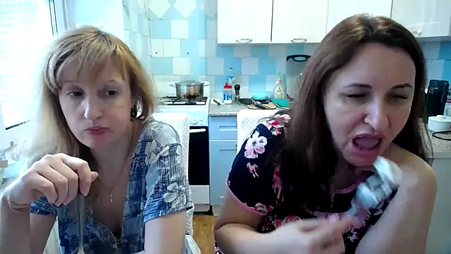 Snapshot of DonnaMagdalena chatting on January 23, 2025, 11:04 am DonnaMagdalena online show from January 23, 2025, 11:04 am