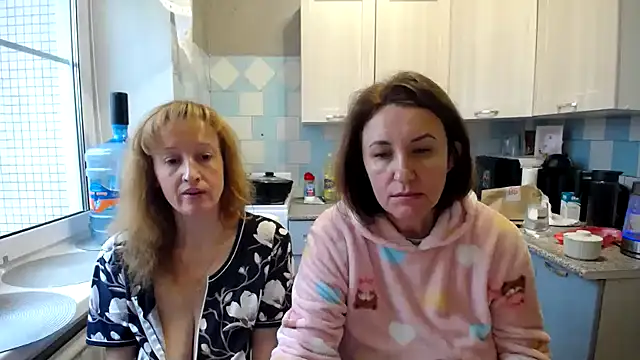 Snapshot of DonnaMagdalena chatting on October 22, 2025, 7:08 am DonnaMagdalena online show from October 22, 2025, 7:08 am