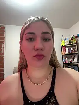 Snapshot of Celestedubois chatting on February 5, 2026, 7:10 pm Celestedubois online show from February 5, 2026, 7:10 pm