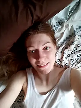  Sweet Love  online show from October 3, 2025, 12:39 pm