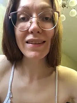  Sweet Love  online show from May 17, 2026, 2:50 pm