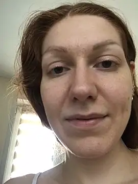  Sweet Love  online show from May 18, 2026, 1:38 pm