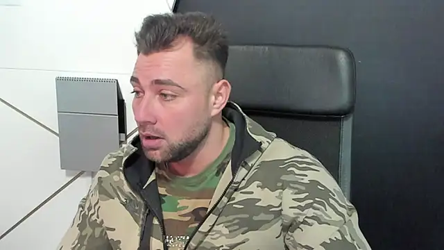 Snapshot of DuncanStone chatting on March 8, 2025, 2:19 pm DuncanStone online show from March 8, 2025, 2:19 pm