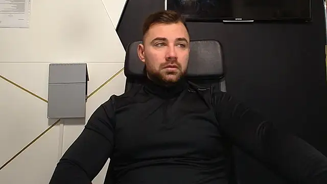 Snapshot of DuncanStone chatting on November 27, 2025, 4:57 am DuncanStone online show from November 27, 2025, 4:57 am