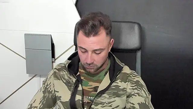 Snapshot of DuncanStone chatting on March 8, 2025, 11:16 am DuncanStone online show from March 8, 2025, 11:16 am