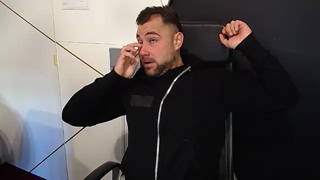 Snapshot of DuncanStone chatting on September 28, 2025, 5:58 am DuncanStone online show from September 28, 2025, 5:58 am