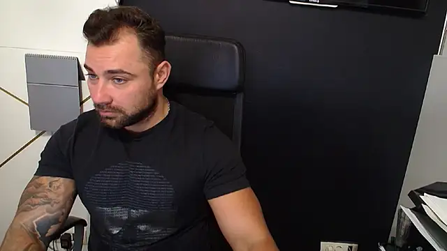 Snapshot of DuncanStone chatting on September 10, 2025, 5:39 am DuncanStone online show from September 10, 2025, 5:39 am