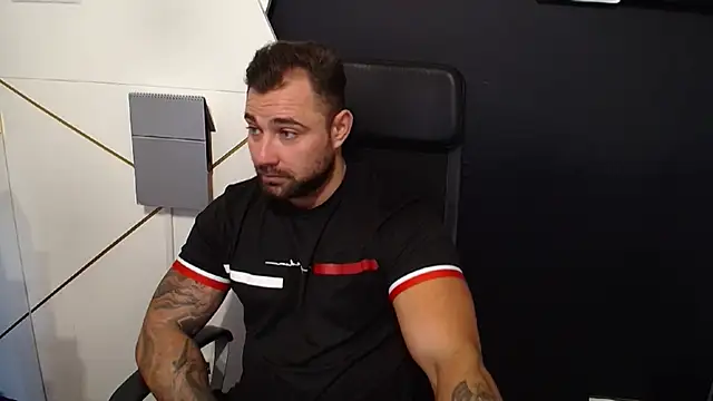 Snapshot of DuncanStone chatting on September 11, 2025, 5:29 am DuncanStone online show from September 11, 2025, 5:29 am