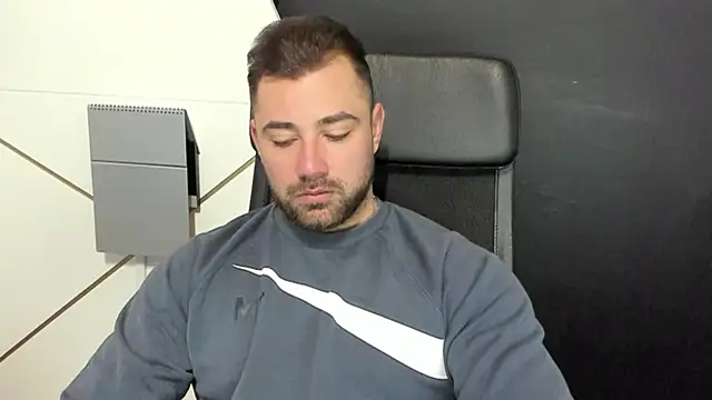 Snapshot of DuncanStone chatting on March 16, 2025, 4:52 am DuncanStone online show from March 16, 2025, 4:52 am