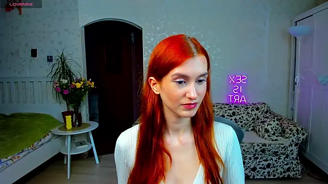 Snapshot of Sally_Biscuit chatting on September 18, 2025, 12:30 pm Sally Biscuit online show from September 18, 2025, 12:30 pm