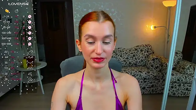 Snapshot of Sally_Biscuit chatting on October 5, 2025, 10:39 am Sally Biscuit online show from October 5, 2025, 10:39 am