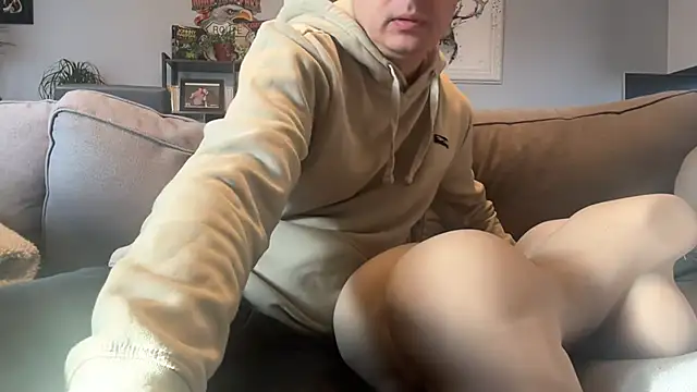 freddy0222222 online show from March 14, 2026, 7:36 am