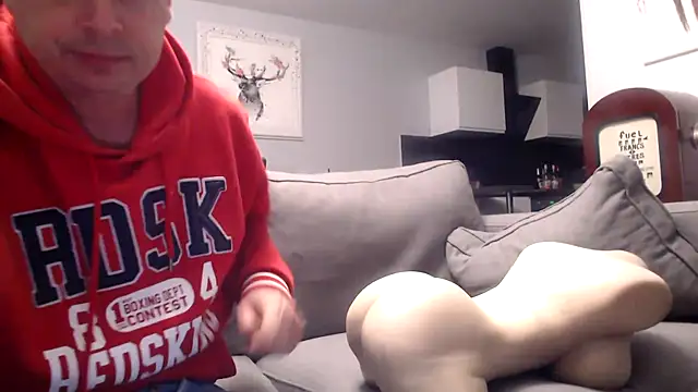 freddy0222222 online show from May 14, 2026, 8:39 pm