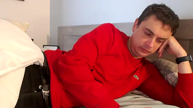 freddy0222222 online show from October 21, 2025, 10:58 am