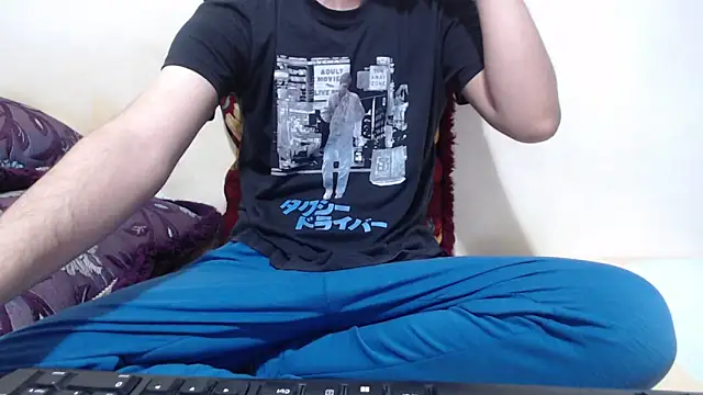 Snapshot of Alexdelarge323 chatting on May 20, 2026, 4:37 pm Alexdelarge323 online show from May 20, 2026, 4:37 pm