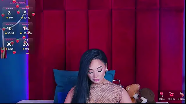 MadyLuxxx online show from May 2, 2026, 7:08 pm