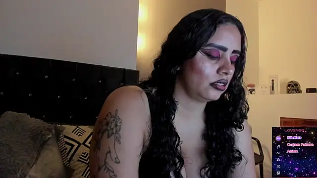 Snapshot of MariaGaitan chatting on March 22, 2025, 6:14 pm MariaGaitan online show from March 22, 2025, 6:14 pm