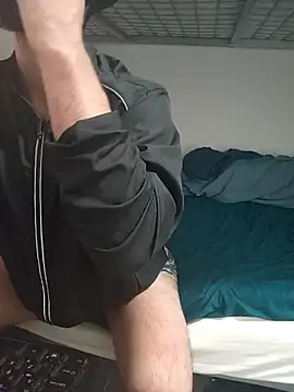 Snapshot of WichyHOT_Latex chatting on September 18, 2025, 9:45 am WichyHOT Latex online show from September 18, 2025, 9:45 am