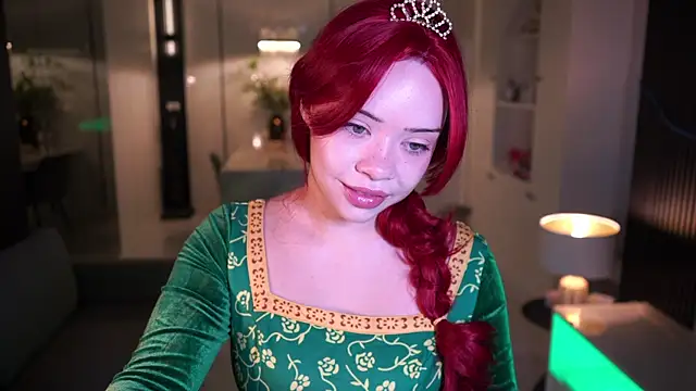 VixenMia online show from October 12, 2025, 2:35 am