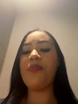 Snapshot of Luisa_Fernandaa chatting on November 23, 2025, 8:19 pm Luisa Fernandaa online show from November 23, 2025, 8:19 pm